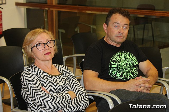 La Polica Local, con la colaboracin transversal de varias concejalas, ponen en marcha el proyecto 