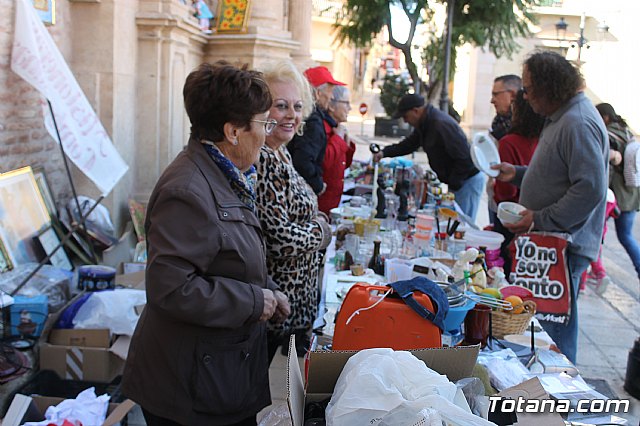 Celebrada en Totana, la 27ª edicin anual del Mercadillo Solidario a favor de las Misioneras Combonianas - 3