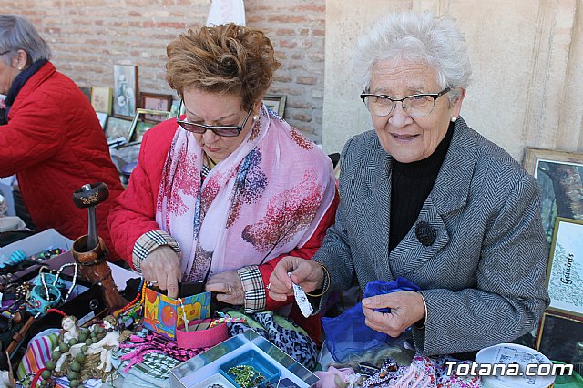 Celebrada en Totana, la 27ª edicin anual del Mercadillo Solidario a favor de las Misioneras Combonianas - 6