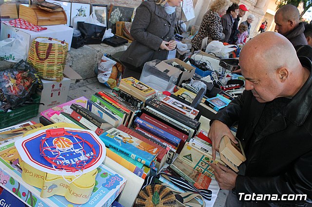 Celebrada en Totana, la 27ª edicin anual del Mercadillo Solidario a favor de las Misioneras Combonianas - 8