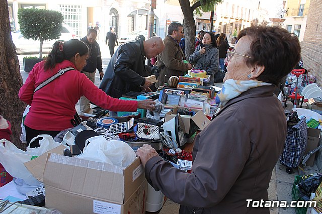 Celebrada en Totana, la 27ª edicin anual del Mercadillo Solidario a favor de las Misioneras Combonianas - 17