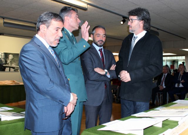 La Guardia Civil recupera y reintegra a los fondos pblicos ms de una veintena de documentos del Patrimonio Documental Histrico Español - 9