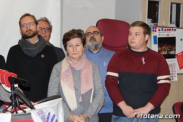 JST y el PSOE de Totana leyeron un manifiesto con motivo del Da Internacional de la Eliminacin de la Violencia contra la Mujer - 6
