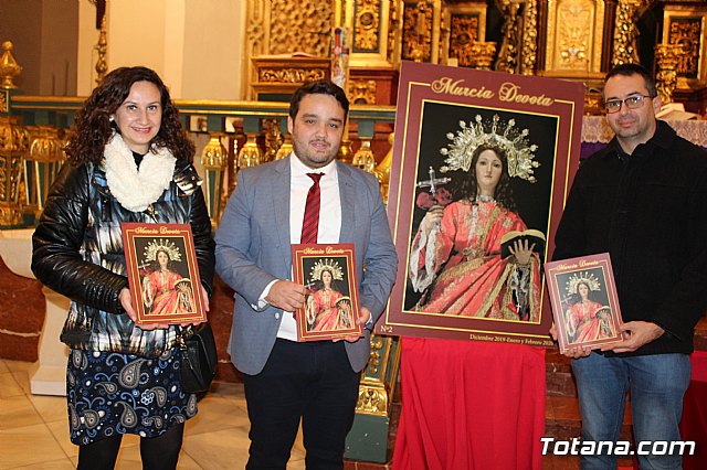 Se presenta el nº 2 de la revista Murcia Devota, cuya portada est protagonizada por la Patrona de Totana, Santa Eulalia de Mrida - 48