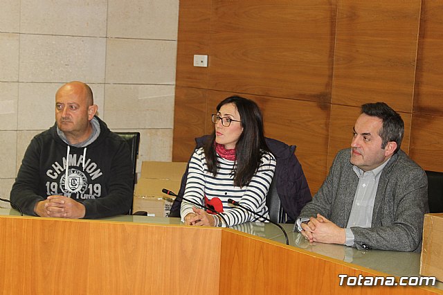 Las bases de los clubes de ftbol y ftbol-sala de Totana promocionan en sus prendas deportivas el yacimiento de La Bastida - 5