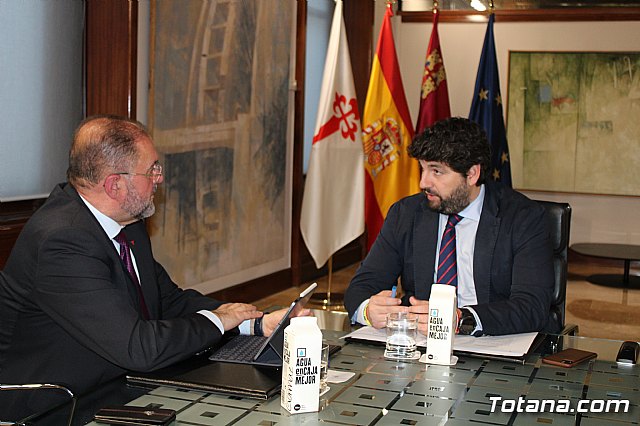 El alcalde obtiene el compromiso de Lpez Miras de desatascar el Plan General, mejorar la situacin econmica y crear un frente comn en materia de infraestructuras - 1