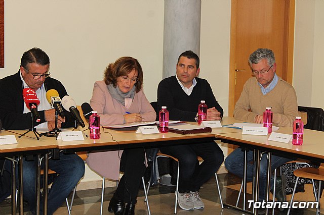El alcalde felicita al Nazareno de Honor y a la Pregonera de la Semana Santa del 2020 , Jos Antonio Garca Snchez y Carmen Ibñez Aznar - 11
