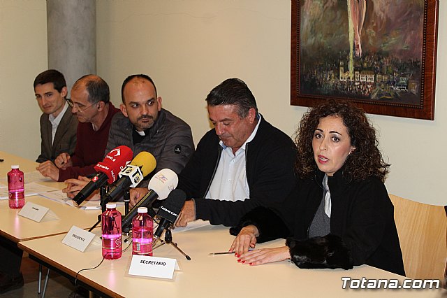 El alcalde felicita al Nazareno de Honor y a la Pregonera de la Semana Santa del 2020 , Jos Antonio Garca Snchez y Carmen Ibñez Aznar - 19