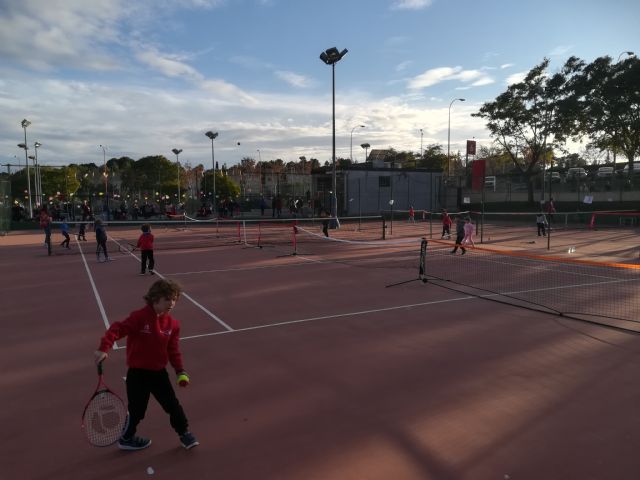 La escuela del Club Tenis Totana en el primer pequetenis de la temporada - 5