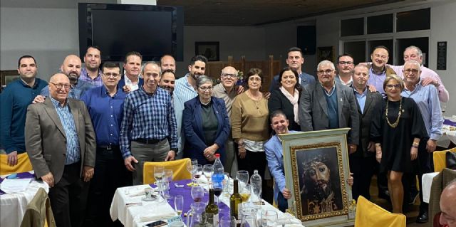 Grato ambiente en la comida de hermandad de la Cofrada de Nuestro Padre Jess Nazareno y Santo Entierro de Cristo - 9