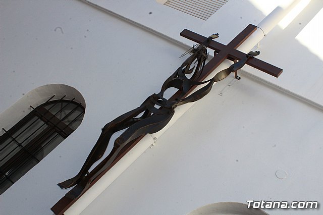 Bendicin del nuevo Cristo en el patio del Convento de los Padres Capuchinos - 8