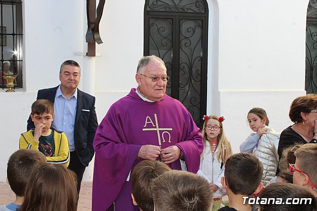 Bendicin del nuevo Cristo en el patio del Convento de los Padres Capuchinos - 18