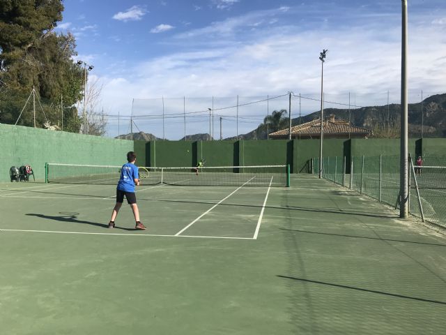 Javier Lpez y Eva Martinez, de la escuela de tenis Kuore de Totana,  campeones en las categoras Alevn masculino y femenino en el torneo Regional Iniciatenis - 4