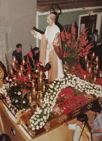 La imagen de San Pedro, presente en la Semana Santa de Las Torres de Cotillas desde el año 1981 - 1