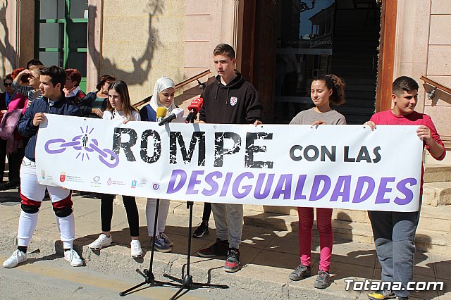Manifiesto Institucional con motivo de la celebracin del Da Internacional de la Mujer - 10