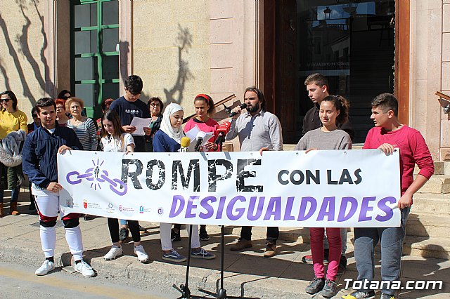 Manifiesto Institucional con motivo de la celebracin del Da Internacional de la Mujer - 15