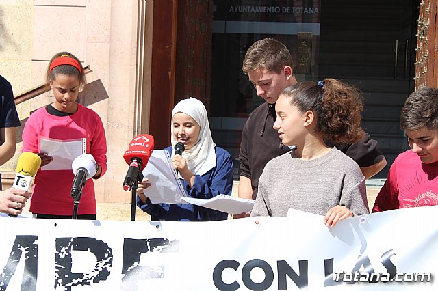 Manifiesto Institucional con motivo de la celebracin del Da Internacional de la Mujer - 28