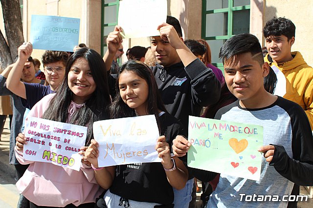 Manifiesto Institucional con motivo de la celebracin del Da Internacional de la Mujer - 31