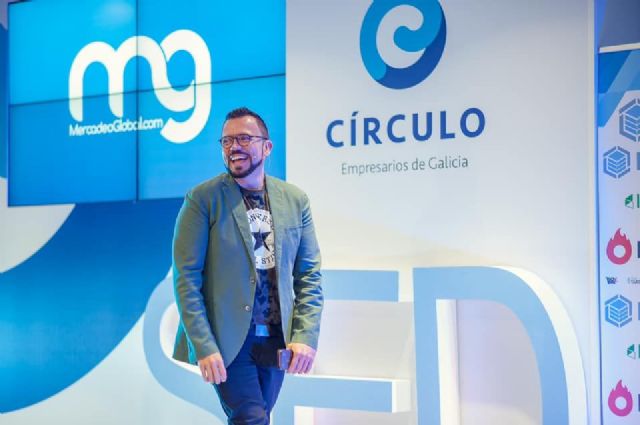 Benlly Hidalgo: 20 años ayudando a más de 1000 empresas con su Estrategia Digital - 1, Foto 1