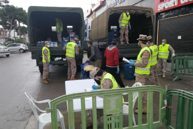 Las Fuerzas Armadas apoyan a los bancos de alimentos desde el inicio de la Operación Balmis - 1, Foto 1