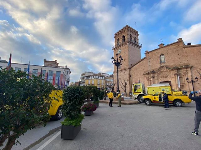 Bomberos forestales ya se encuentran en Totana para realizar trabajos de limpieza y desinfeccin en puntos estratgicos del municipio - 8