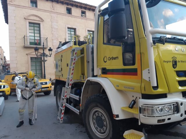 La Unidad de Defensa contra Incendios Forestales realiza trabajos de limpieza y desinfeccin en zonas estratgicas de Totana y El Paretn - 5