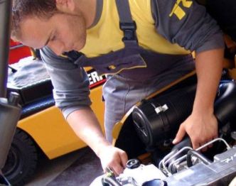 Carretillas TR explica cómo los servicios posventa generan beneficios a empresas del sector logístico - 1, Foto 1