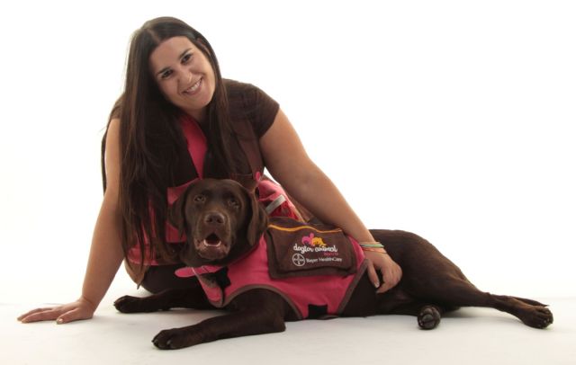 El abrazo de un perro, el antídoto contra la ansiedad de los niños en juzgados de menores - 1, Foto 1