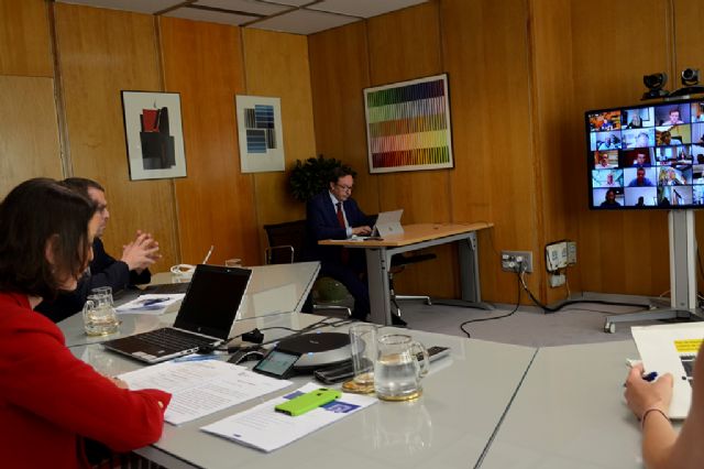 Se constituye la Mesa de Automoción impulsada por el Gobierno - 1, Foto 1