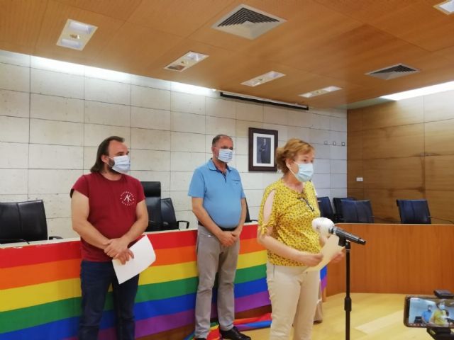 Entregan los premios del I Concurso de Poesa, Relato Breve y Cmic organizado por la Concejala de Igualdad con motivo del Da del Orgullo LGTBI - 7