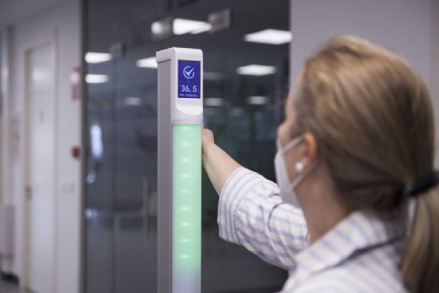 Innovador control de temperatura en un segundo desde la muñeca y sin contacto - 1, Foto 1