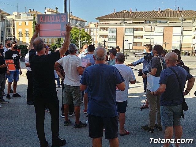 Manifiesto de los Hosteleros de Totana - 21