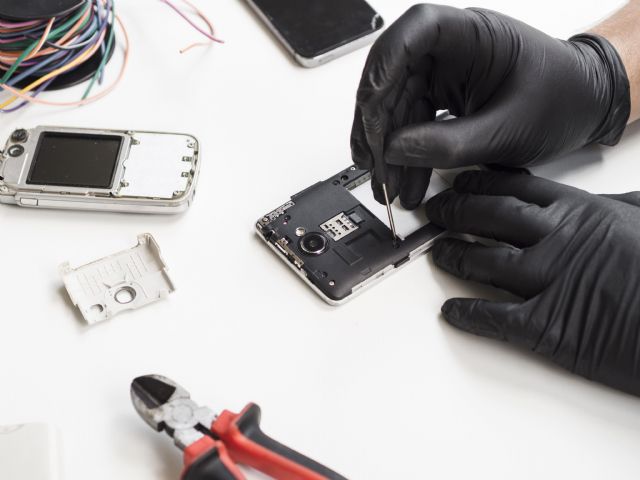 La solución para reparar un móvil en pocas horas, por Intenso Informática - 1, Foto 1