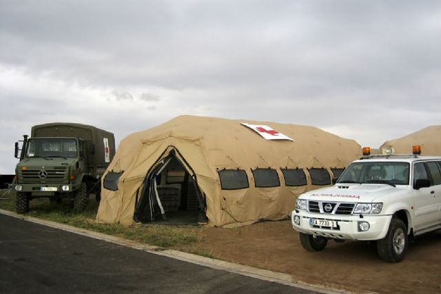 El Ejército del Aire instala unos módulos de triaje en el Hospital Clínico de Zaragoza - 1, Foto 1