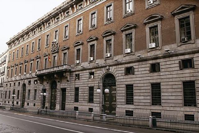 Las Entidades Locales que participen del fondo de 5.000 millones se ahorrarán los intereses que hoy pagan por tener sus remanentes en el banco - 1, Foto 1