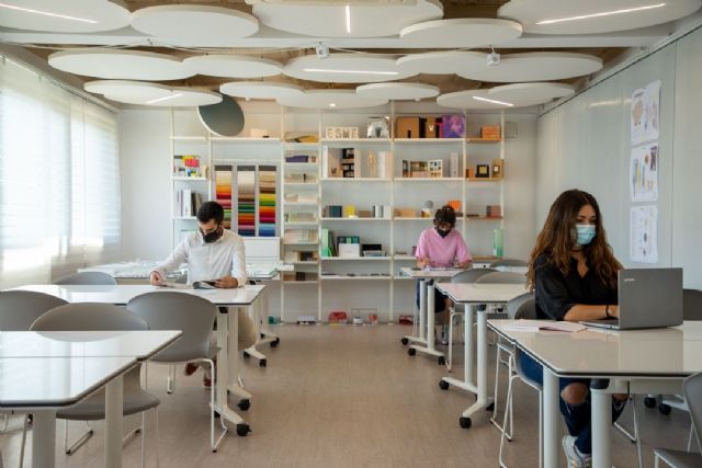 Alumnos de Diseño de Interiores de ESNE definen la nueva aula del futuro con el apoyo de la industria - 1, Foto 1