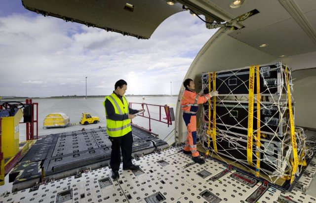 DHL y el catedrático Richard Wilding publican un libro blanco sobre las cadenas de suministro tras el Covid - 1, Foto 1