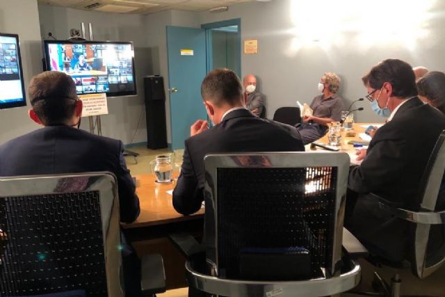 El Ministerio de Sanidad acuerda con las comunidades autónomas un nuevo paquete de medidas de coordinación para reforzar el control de la COVID-19 - 1, Foto 1