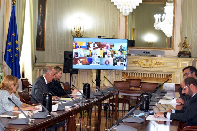 El Ministerio avanza en la elaboración de la Ley de Función Pública de la AGE y la regulación del teletrabajo en las administraciones públicas - 1, Foto 1