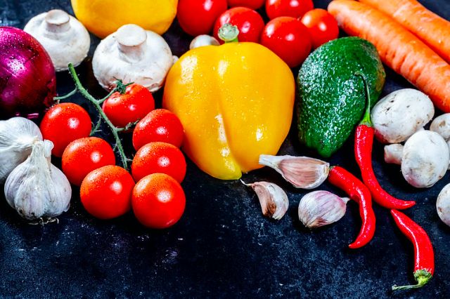 Teca Sábat presenta alimentos que ayudan a conseguir una vuelta a la normalidad de manera sana - 1, Foto 1