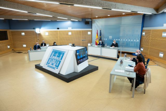 Moncloa/Borja Puig de la Bellacasa, Foto 1