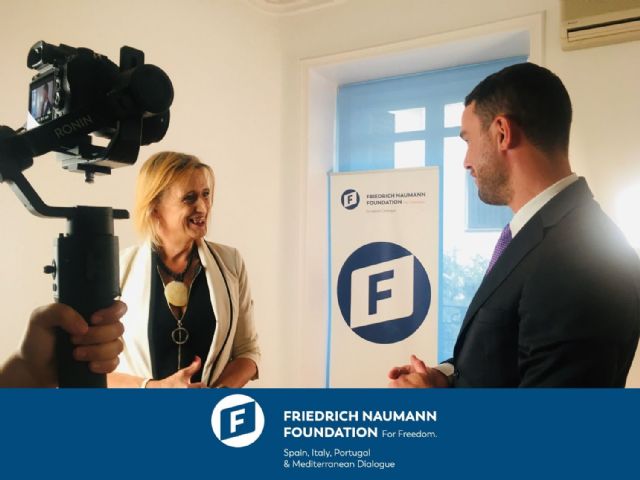 Fundación Friedrich Naumann por la Libertad presenta #FemaleFoward junto a Eva Díaz, directiva transexual - 1, Foto 1