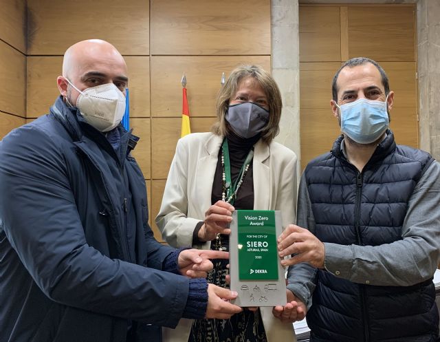 11 años sin muertes en accidentes de tráfico: premio DEKRA Visión Zero para la ciudad española de Siero - 1, Foto 1