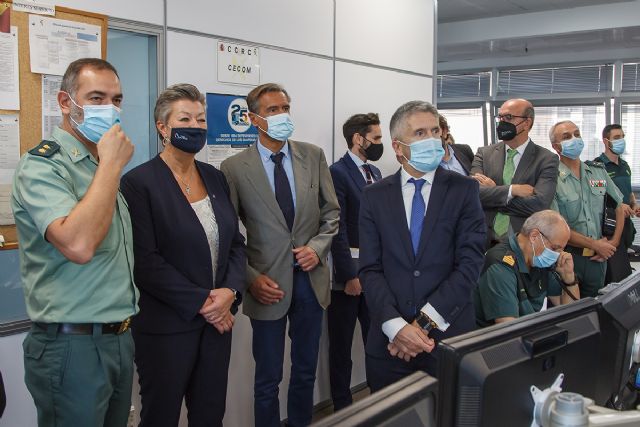 Grande-Marlaska aborda en Canarias junto a la comisaria europea de Interior las llegadas de migrantes y - 1, Foto 1