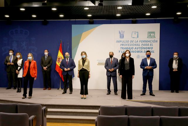 El Ministerio de Trabajo destina 3,4 millones de euros a la formación en organizaciones de autónomos y de la economía social - 1, Foto 1