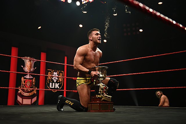 El español A-Kid hace historia y gana su primer torneo en la WWE - 7