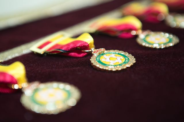 Defensa impone 20 condecoraciones por el trabajo realizado durante la ´Operación Balmis´ - 1, Foto 1