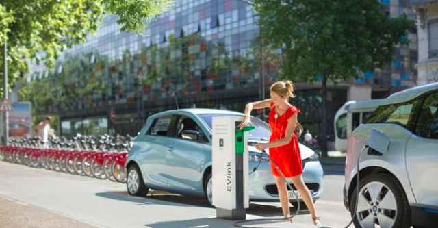 Schneider Electric y Eiffage Energía colaboran para acelerar la movilidad eléctrica en España - 1, Foto 1