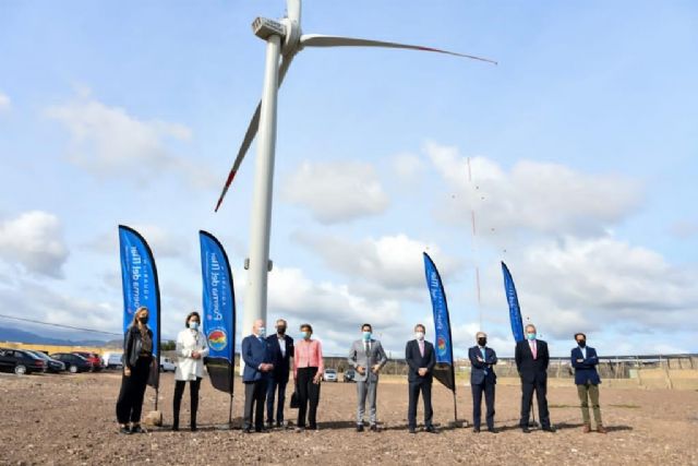 La Compañía Loro Parque inaugura un gran aerogenerador de 4 MW en el Parque Eólico de Salinetas - 1, Foto 1