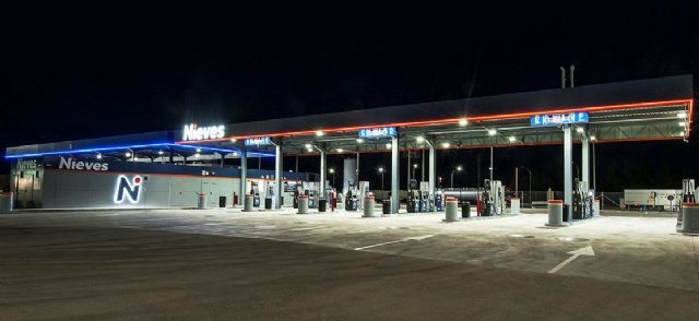 Grupo Nieves amplía su red de estaciones con una nueva Estación de Servicio para transportistas en Llers - 1, Foto 1